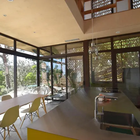 Gaia Semesterbostad Begur